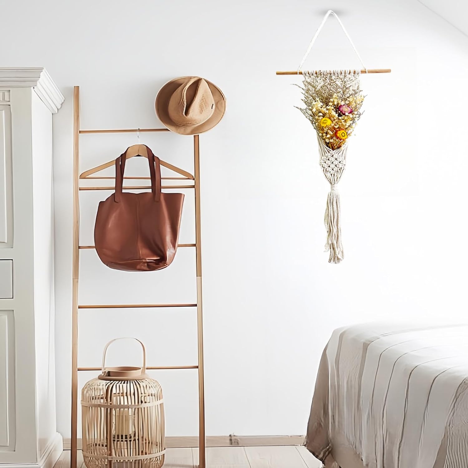 Boho Macrame Wall Decor with Dried Flowers,Natural Dried Chrysanthemum in Tapestry Wall Hanging,Flowers Bouquet Hanging Plants for Home Bedroom Living Room College Classroom Nursery Bedroom Craft