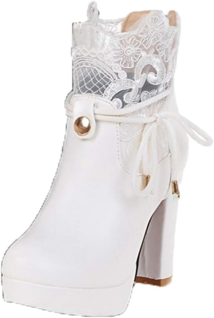 CHANELシャネル エナメル ラウンドトウ CCマークチァーム ヒール 黒 可愛い