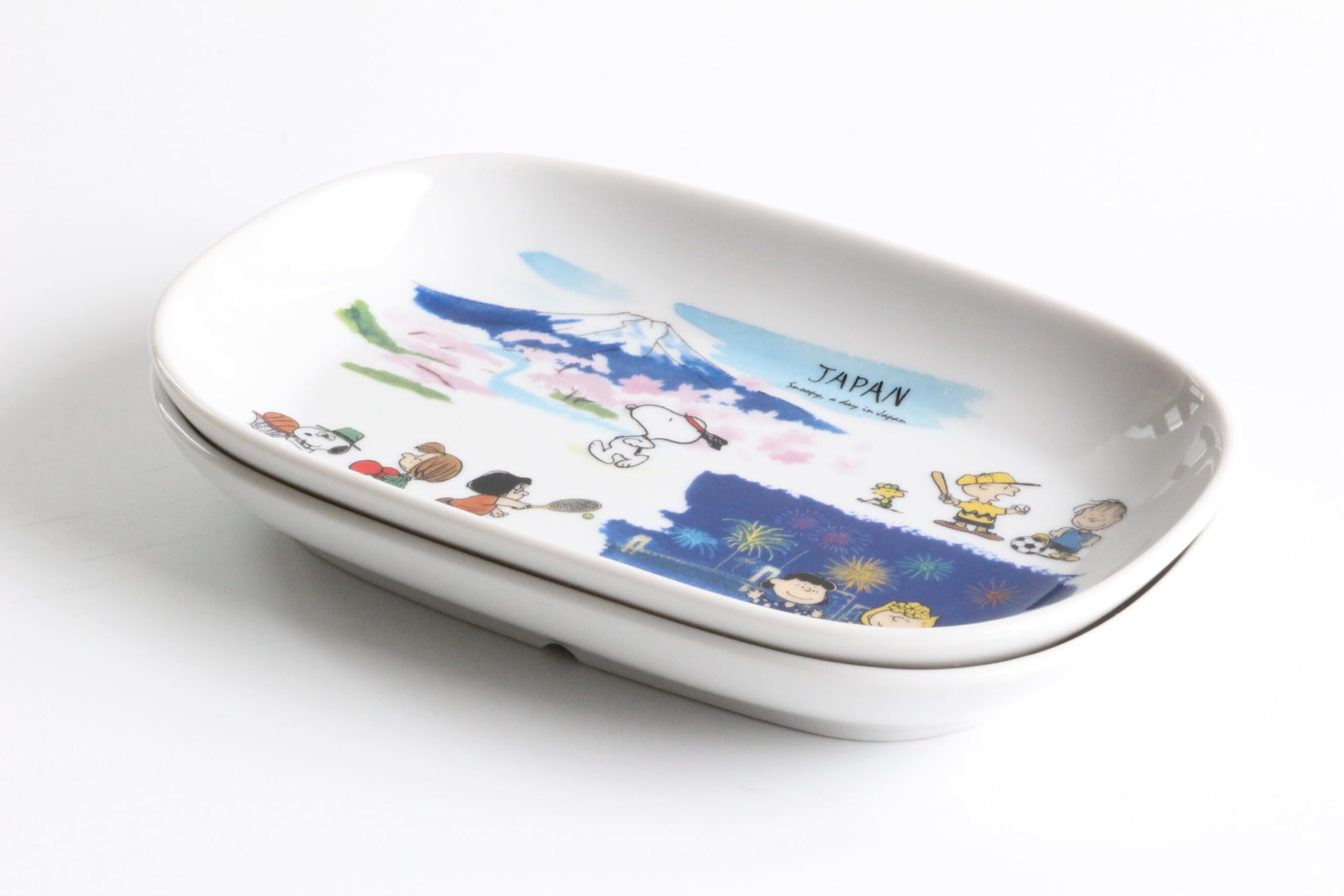 Amazon｜昭和レトロ JAPAN スヌーピー楕円プレート 2柄組