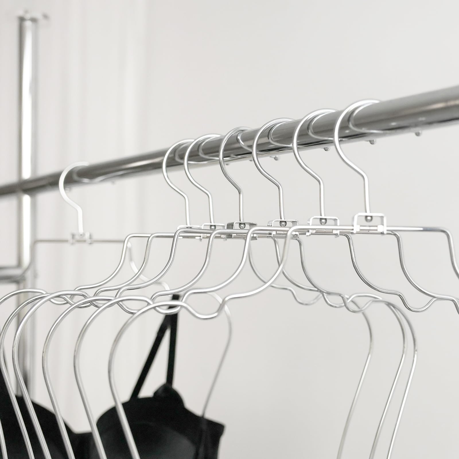Colgador plegable para lencería en forma de cuerpo, organizador de armario, colgador de traje de baño, estante para colgar lencería, gancho giratorio superior (10, plateado)