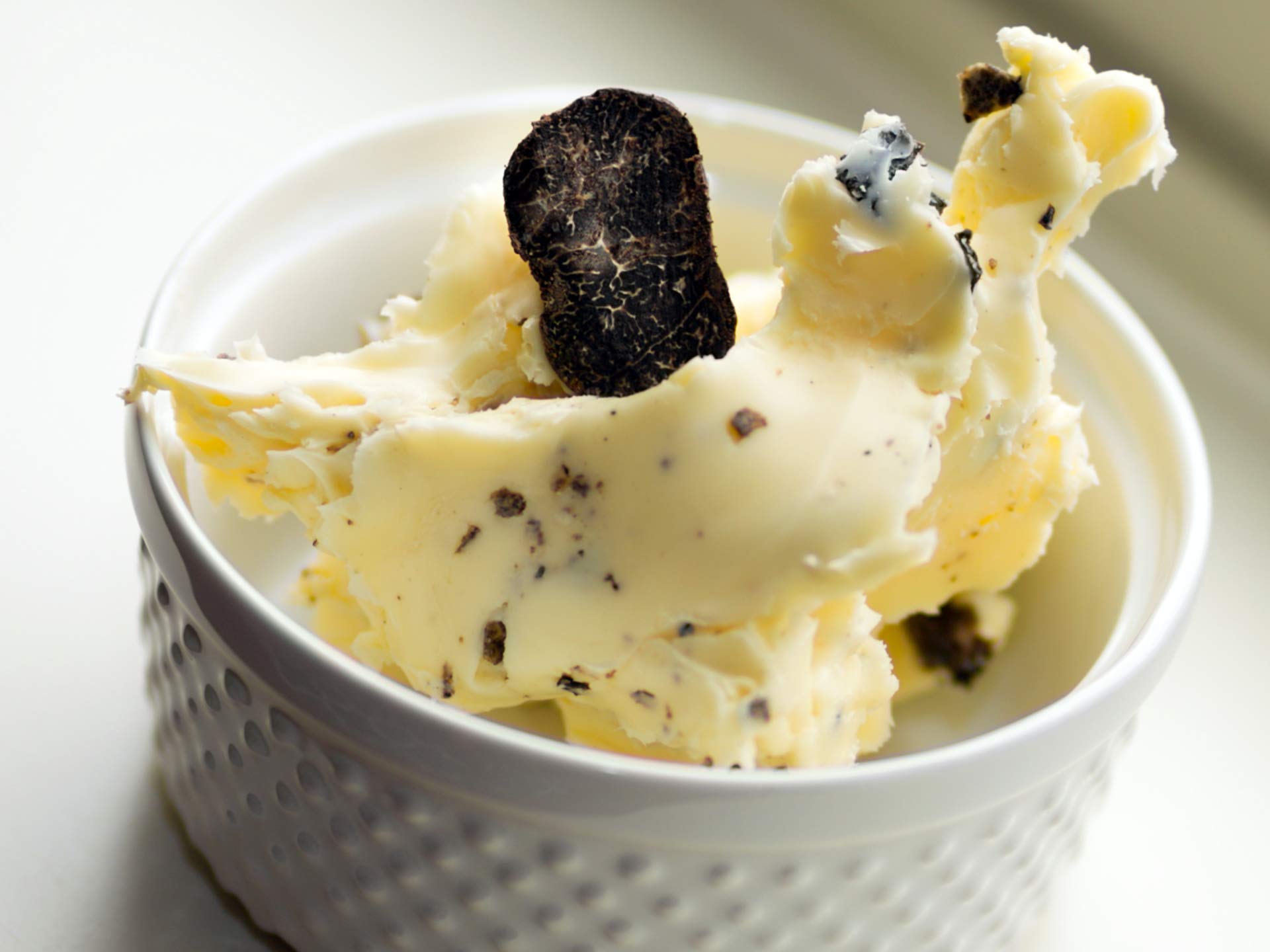 Sauce au beurre de truffe 6 x 75g BOÎTE PROFESSIONNELLE MADE IN ITALY