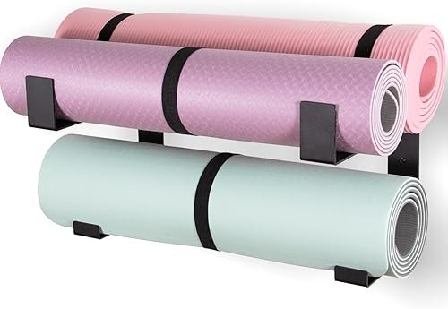 Soporte para esterilla de yoga con acolchado protector de montaje en pared, estante de almacenamiento de acero, colgador de ancho ajustable de 2