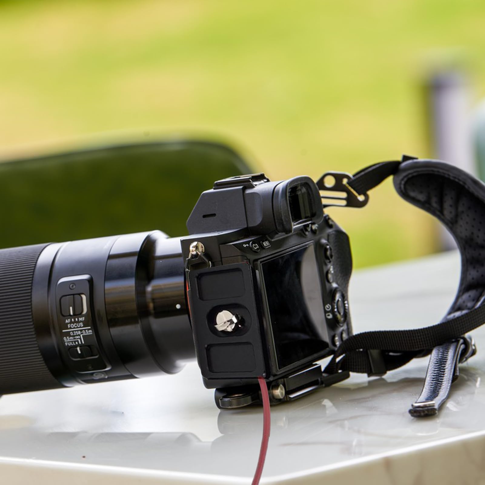 Camera Cable Clamp - Aluminium Alloy Gimbal Quick Release Plate | Secure Tether Data Cable Organizer For DSLR Rig, Live Streaming & Photography Setup