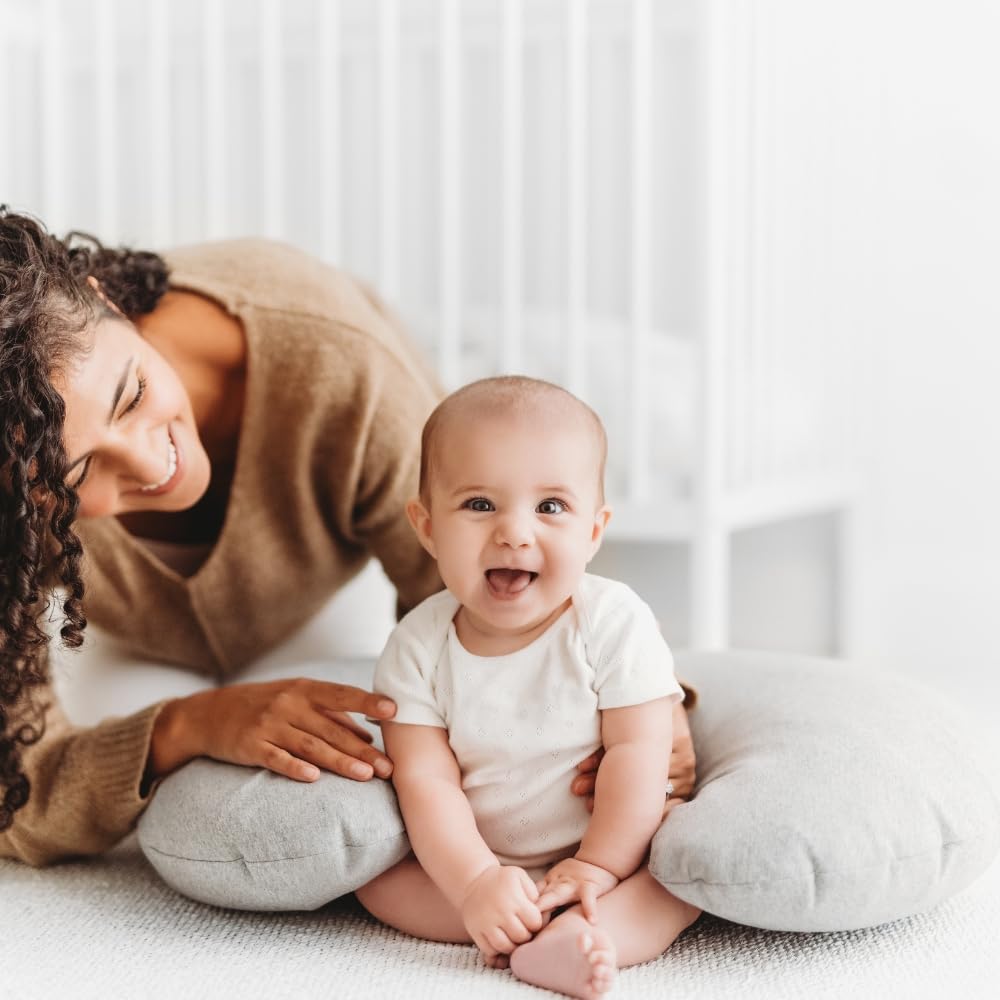 Dreamgenii Cuscino per allattamento grigio – Supporto per gravidanza e allattamento con fodera rimovibile lavabile in lavatrice in 100% jersey di cotone