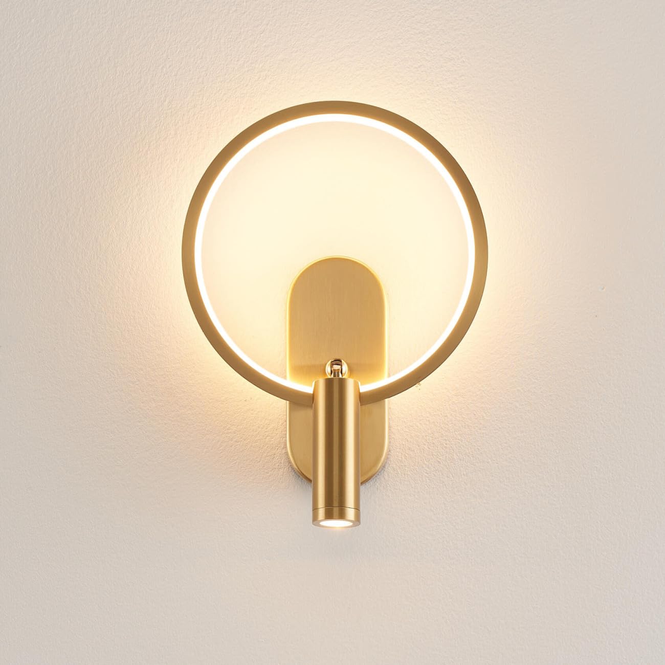 KOSILUM – Aplique dorado doble luz con lector centrado – Lona – Luz blanca cálida iluminación salón dormitorio cocina pasillo – 1650 lm – LED integrado – IP20