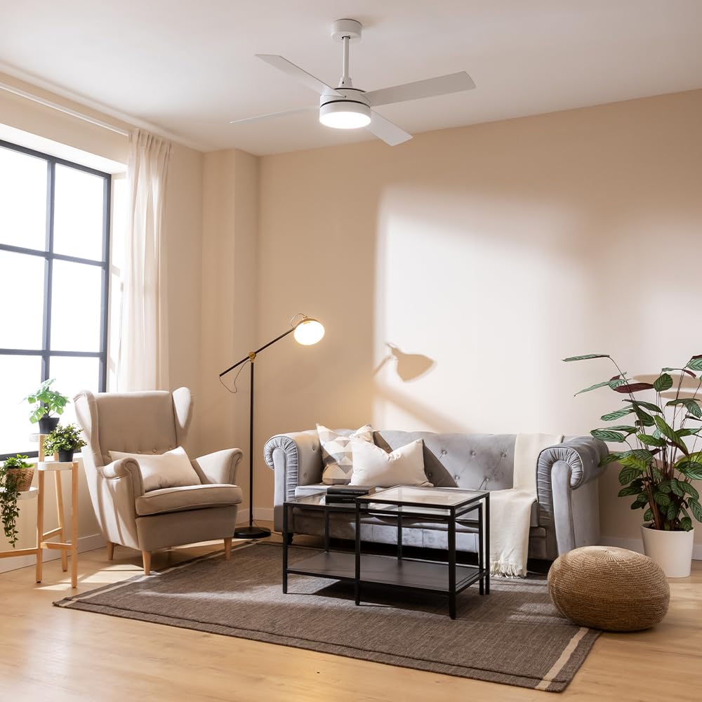 Cecotec Ventilatore da soffitto EnergySilence Aero 5200 White Line. 60 W 52” con luce led, telecomando, 3 velocità, 4 pale e modalità inverno-estate.