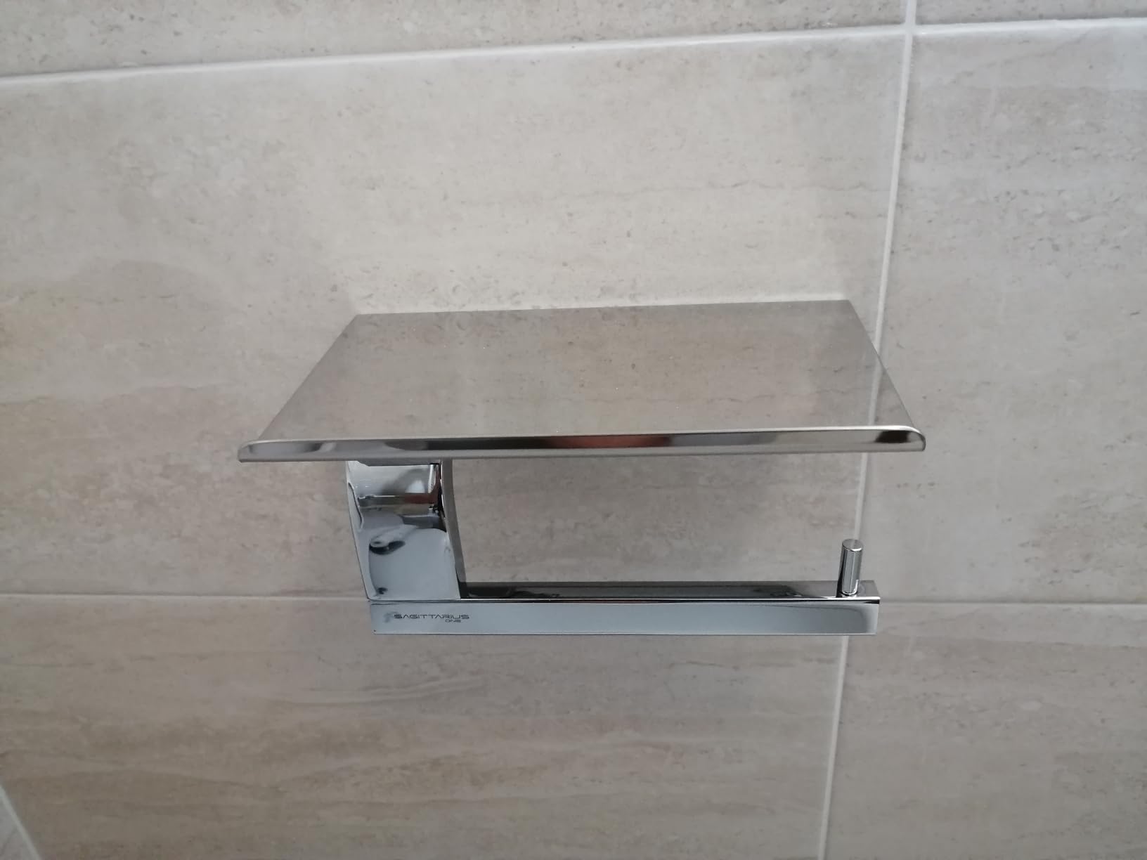 BERNSTEIN Portarotolo Carta Igienica G501 In Acciaio Inox Con Ripiano In Vetro – 17,5x11 Cm, Montaggio A Vite O Adesivo - 5