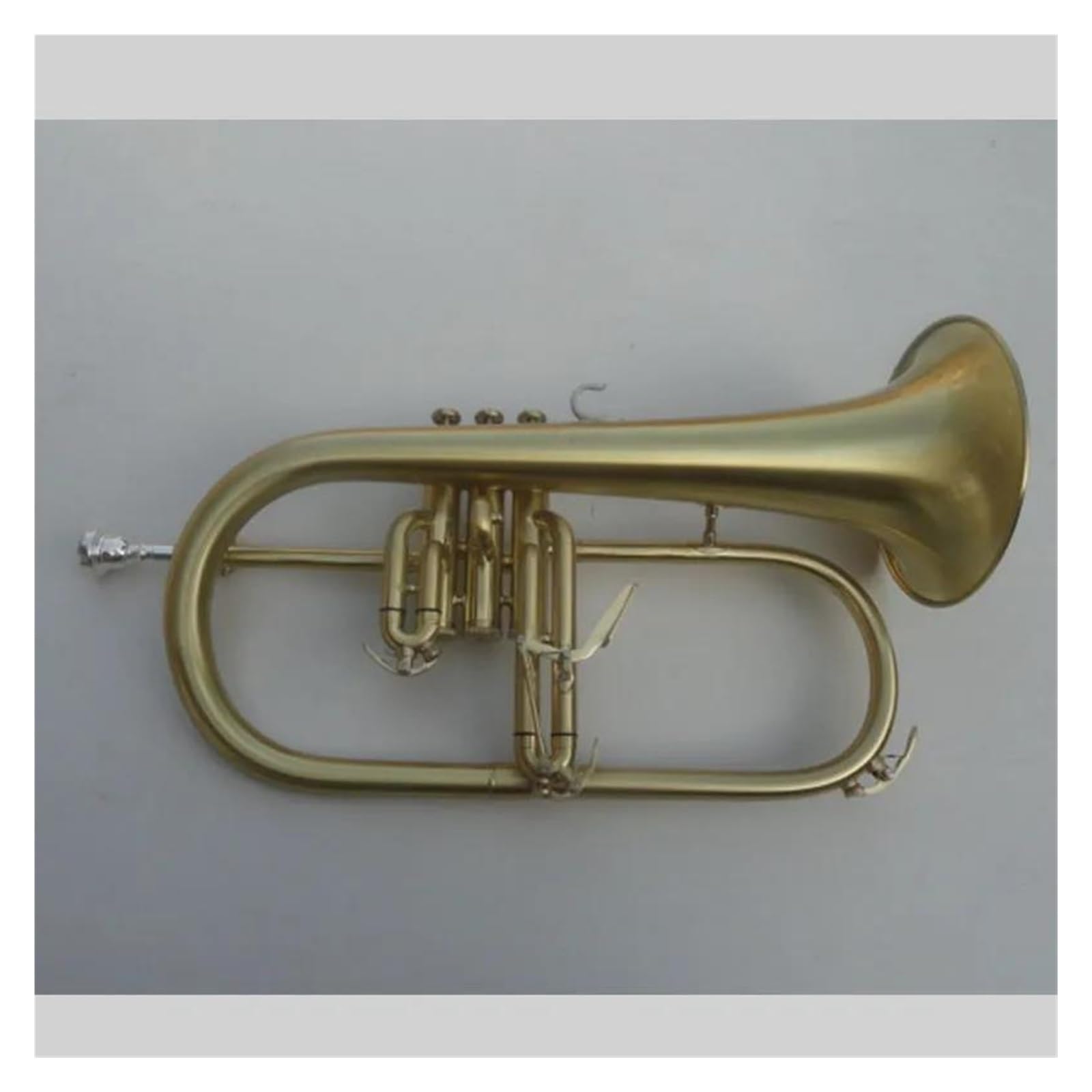 Flugelhorn Bb B Płaski instrument dęty Flugelhorn z twardą obudową, ustnikiem, szmatką i rękawiczkami