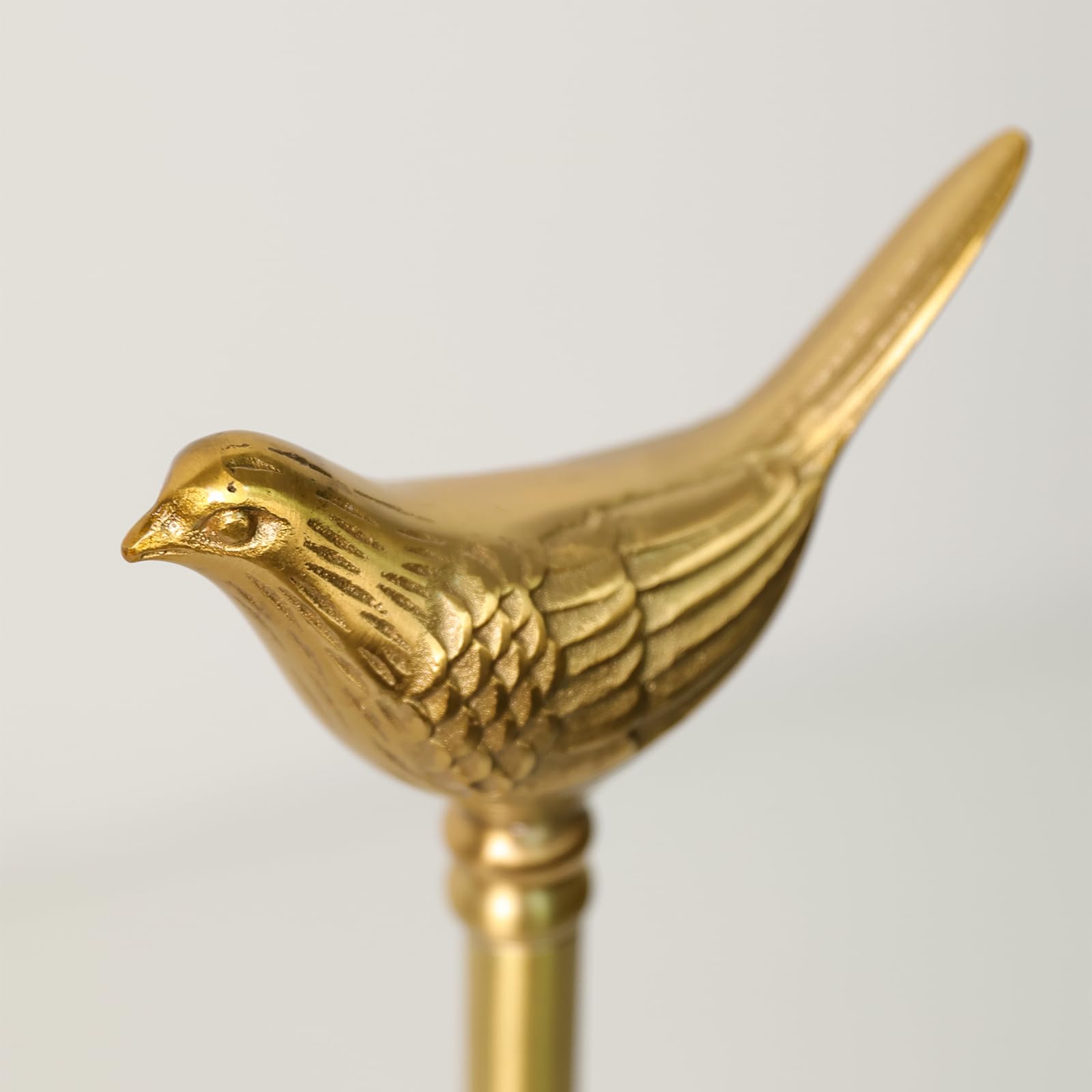 Lujoso soporte de toalla de papel dorado para encimera, soporte de toalla de papel de latón para cocina, decoración única de pájaros dorados, resistente, duradero y elegante decoración del hogar para 8