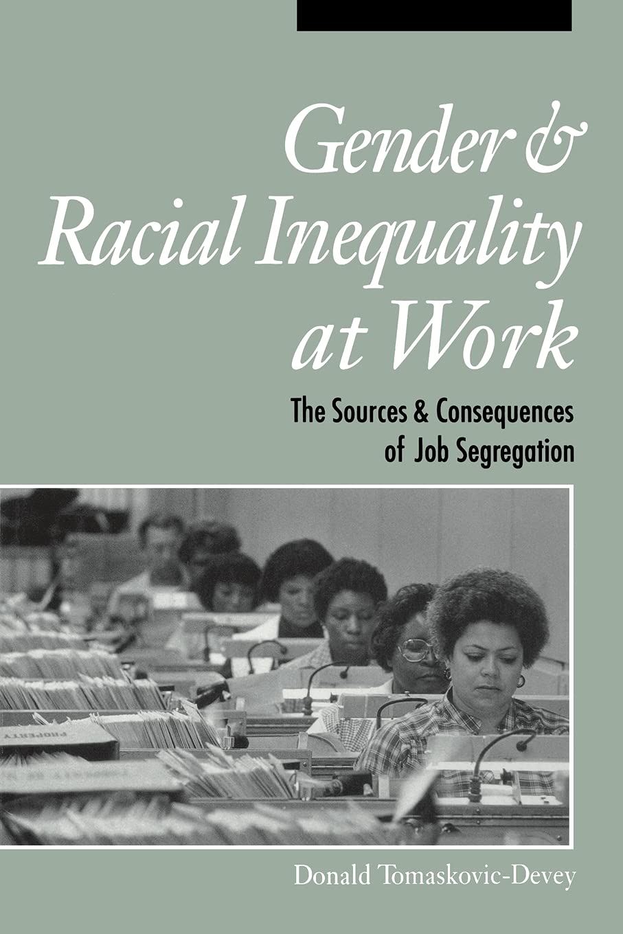 Amazon.com: Gender and Racial Inequality at Work: The Sources and ...