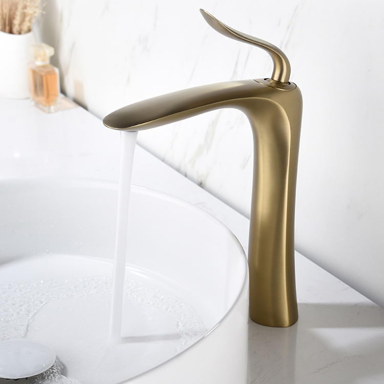 BiaoTeng Waschbeckenarmatur Einhebelarmatur Bad Waschbecken Messing Mischbatterie Waschbecken Bad Armaturen Bad, Gebürstetes Gold Hoch
