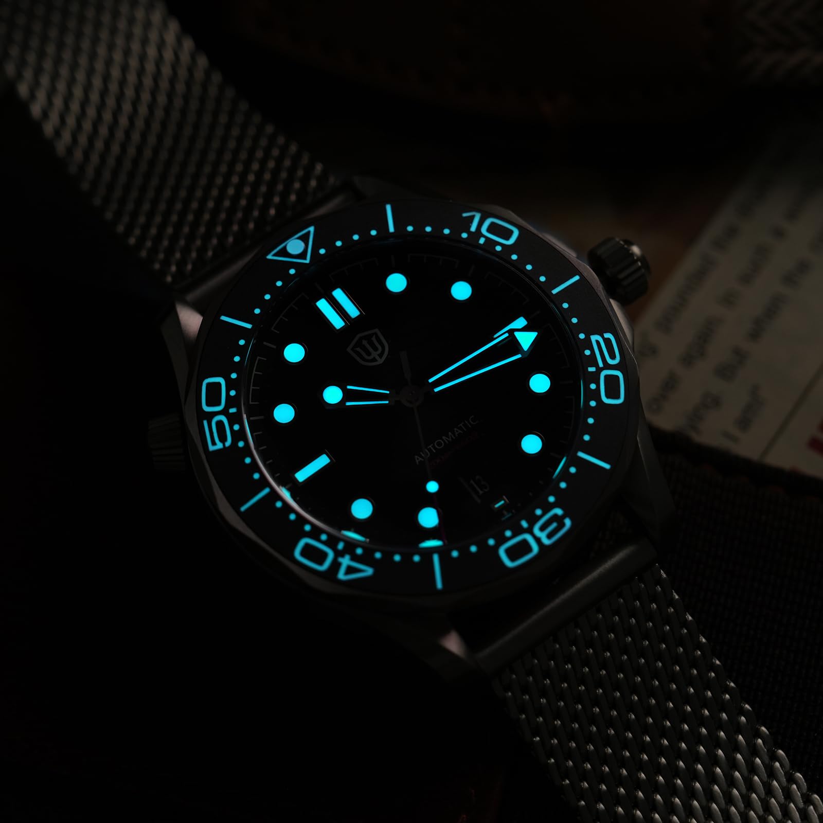 TACTICAL FROG Watchdives WD007 SL3001 - Orologio subacqueo da 42 mm, 200 m | Cassa in titanio di grado 2, vetro zaffiro bombato, lunetta a 120 clic e valvola di scarico dell'elio