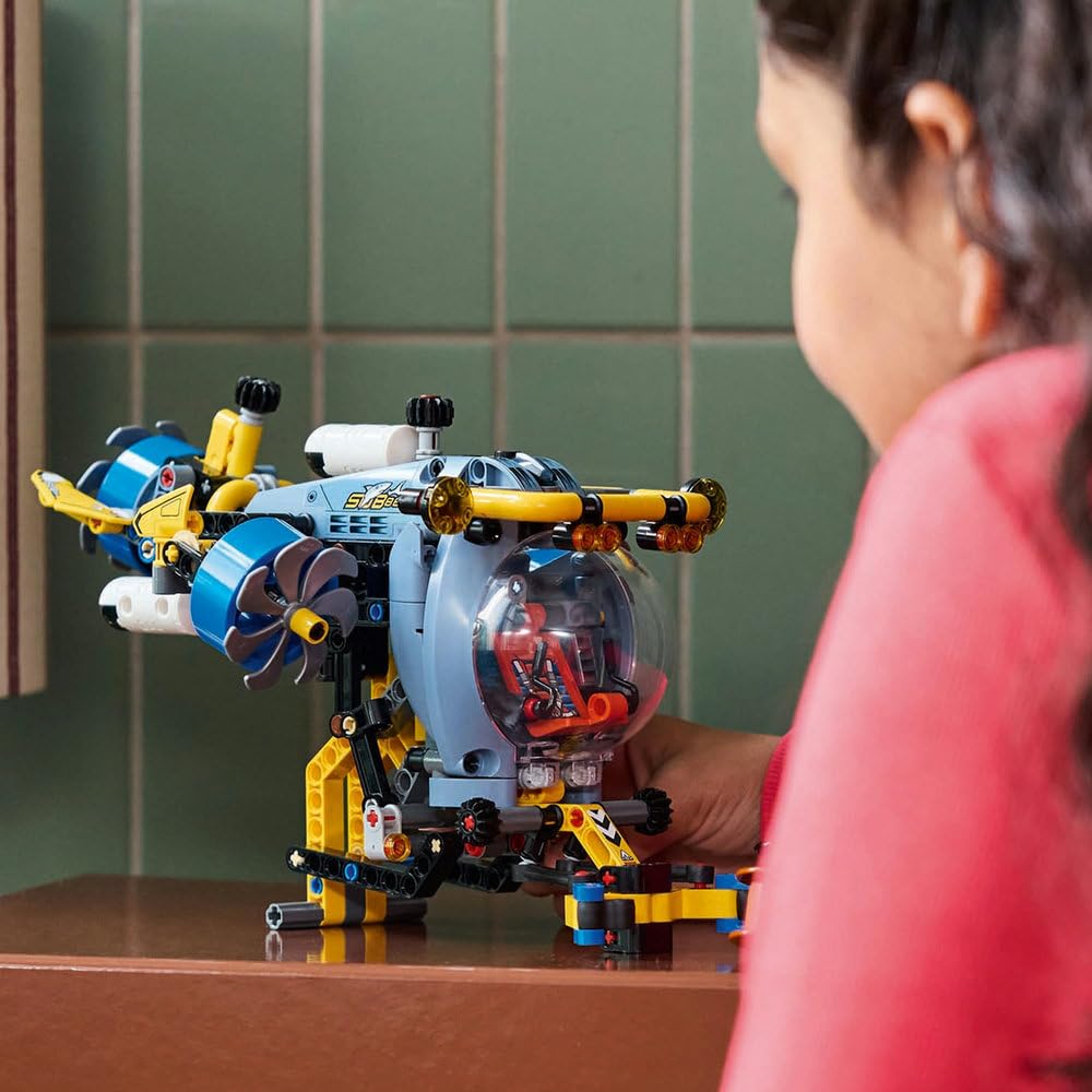 LEGO Technic Badawcza Łódź Podwodna, Konstrukcyjna Zabawka dla Dziecka do Zbudowania, Model Pojazdu z Otwieranym Kokpitem, Kreatywny Prezent dla 9-latka, dla Chłopca i Dziewczynki, Fana Nauki, 42201