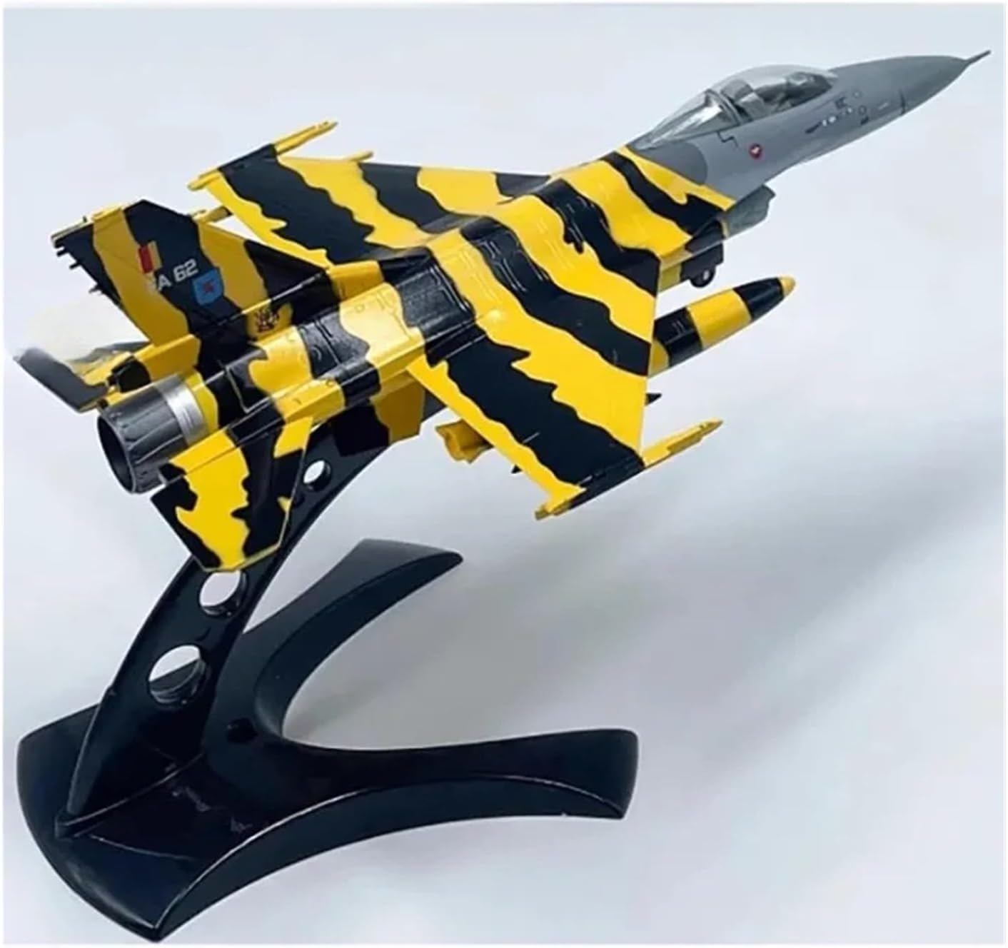 1:72 for F-16A Fighter Simulated Aircraft Model Static Decoration Souvenir for Black Base Scale Metal Airplane