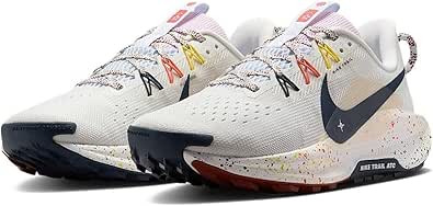 NIKE(ナイキ) ペガサス トレイル 5 W Pegasus Trail 5 サミットホワイト/フットボールグレー/ピンクフォーム/アーモリーネイビー DV3865-102