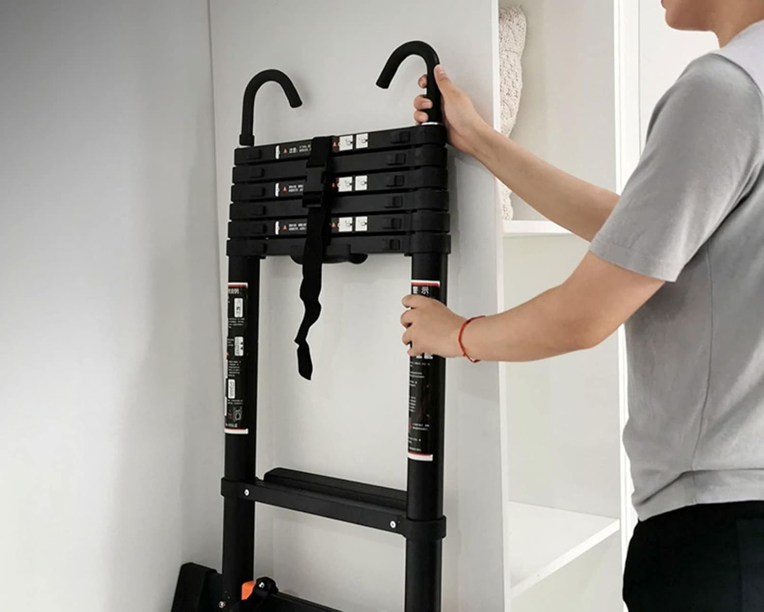 OKUOKA Ladders,Telesladder Alumitelesladders Folding Extendable Ladder, with Detachable Hooks and Anti-Skid Pedals,Ers, for Home Loft Ladder, Load 150Kg/Black/2.3M