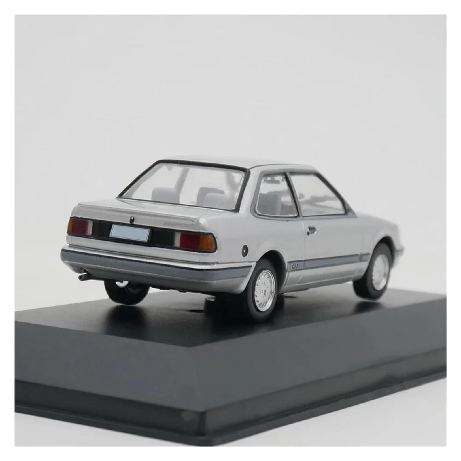 Metallo Scala Replica 1 43 per Alfa Romeo Crosswagon 156 2004 Die-Station Model Car Home Decor Collection Hobby Veicoli Giochi Set