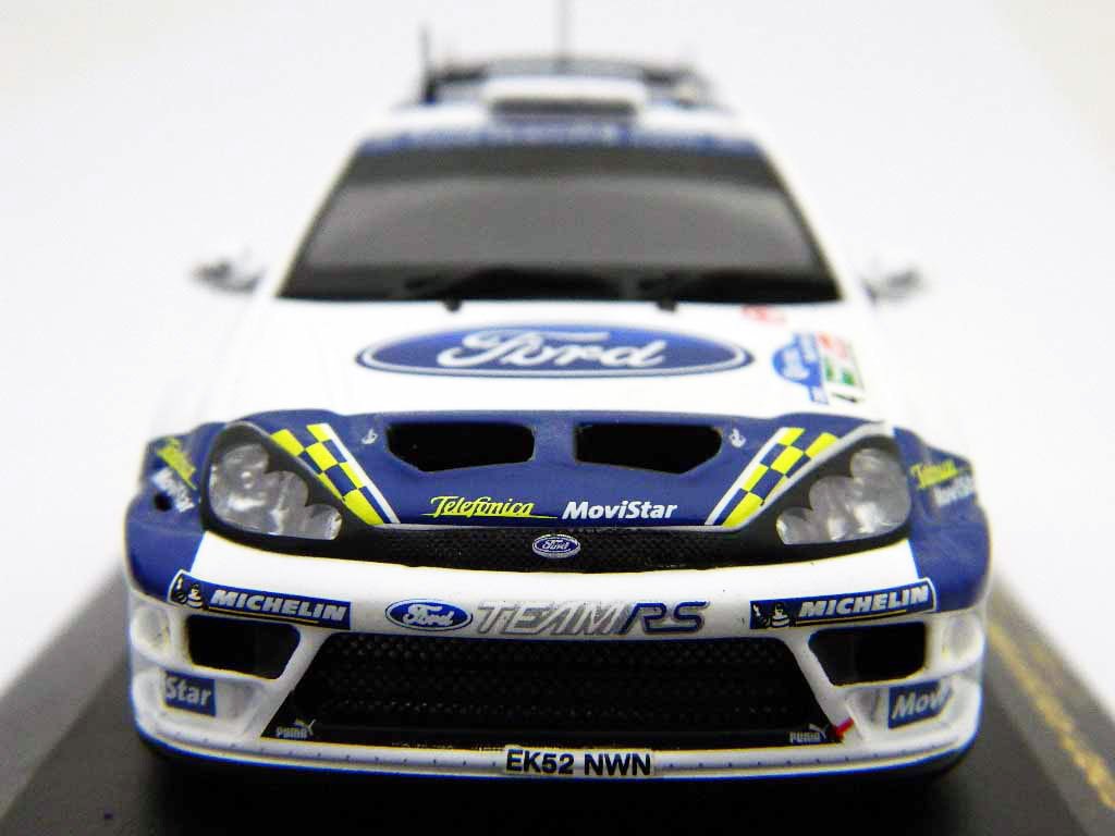 FORD FOCUS WRC #4 1er RALLY ACROPOLE 2003 - MARTIN / PARK - IXO