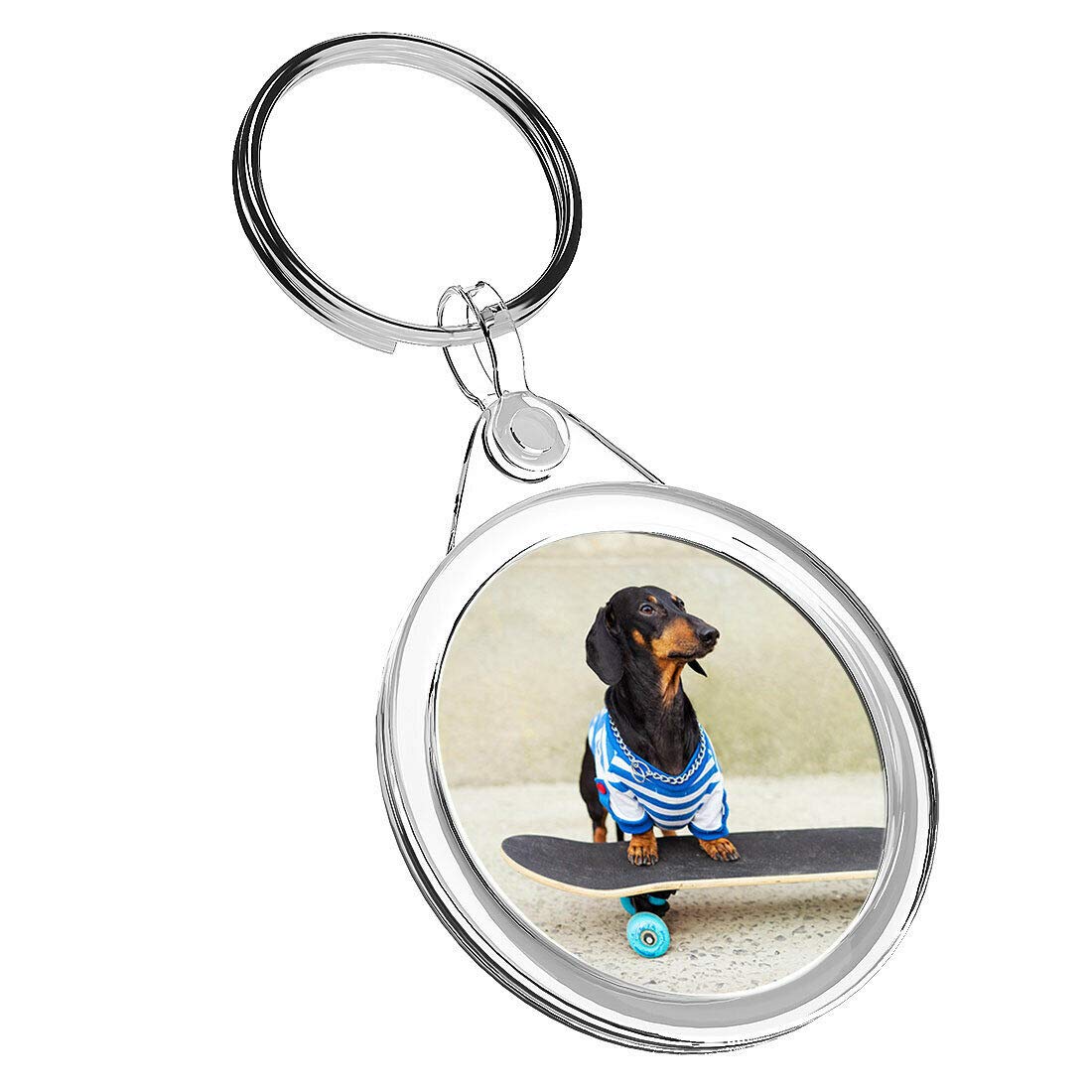 1 x Funny Skateboarding Dachshund - Keyring IR02 Mum Dad Birthday #13274
