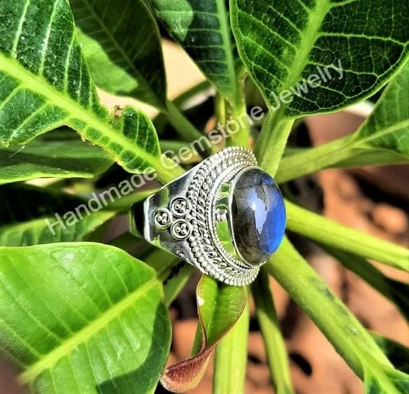 Natural Labradorite Ring, Blue Flash Ring, Oval Stone ring, Wedding Ring, Engagement Ring, December Birthstone Ring, Wide Ring, Handmade Ring, Natural Labradorite Ring, Birthday Gift Ring