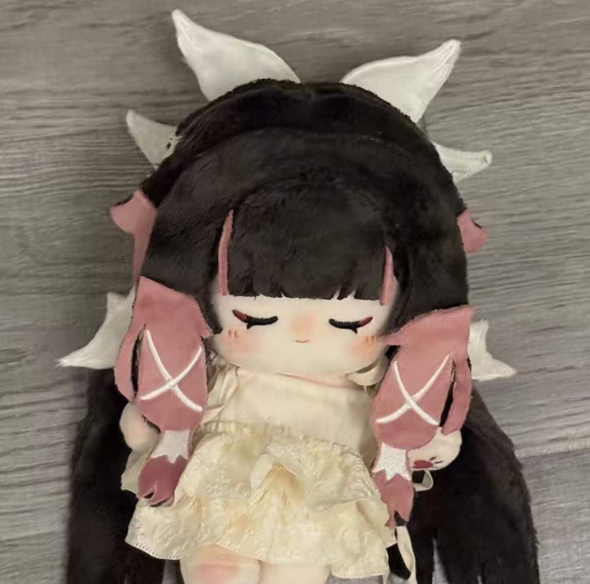 Amazon.co.jp: 原神 コロンビーナ 少女 ぬいぐるみ 20cm 愚人衆 執行官