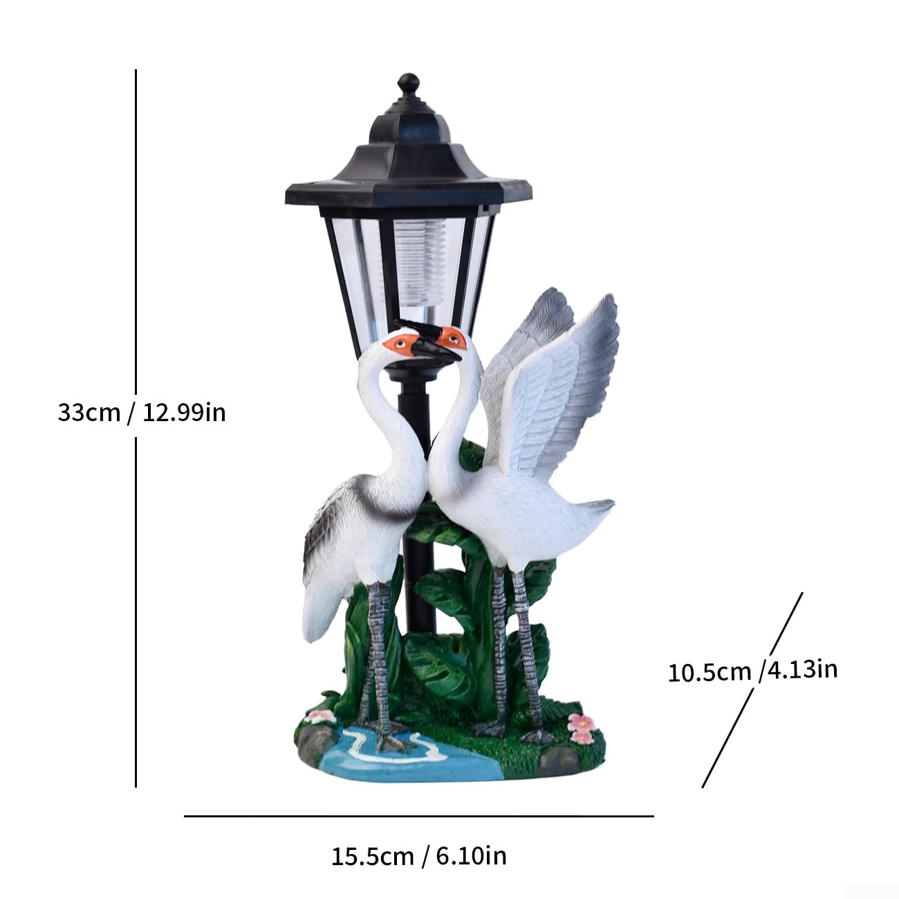 Luce solare del giardino della statua della coppia di uccelli