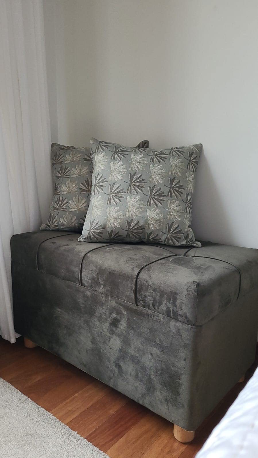 amig - Okrągła nóżka do mebli, Naturalnie wykończona drewniana nóżka, zapasowe nogi do sof, łóżka, stoły, mocowanie: Metric 8 trzpień, pomiary: 68 x 80 mm