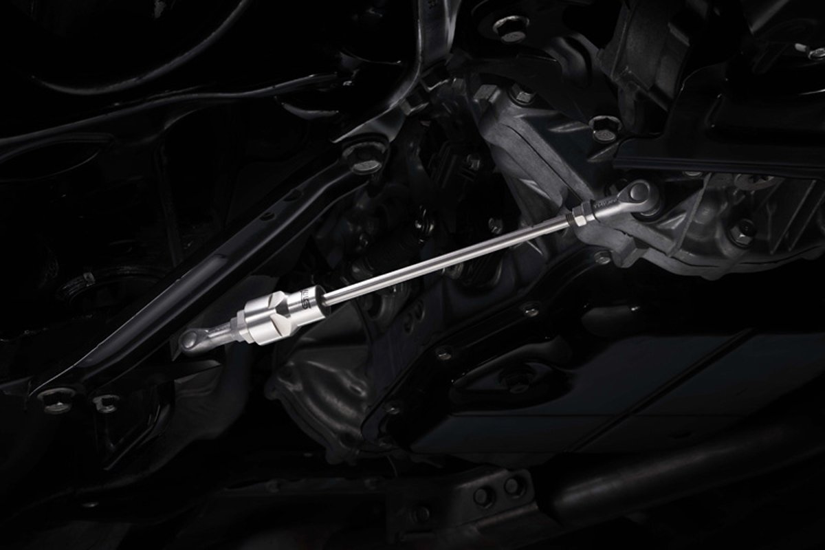 Amazon | SUBARU【スバル純正】STI 【フレキシブルドロースティフナー