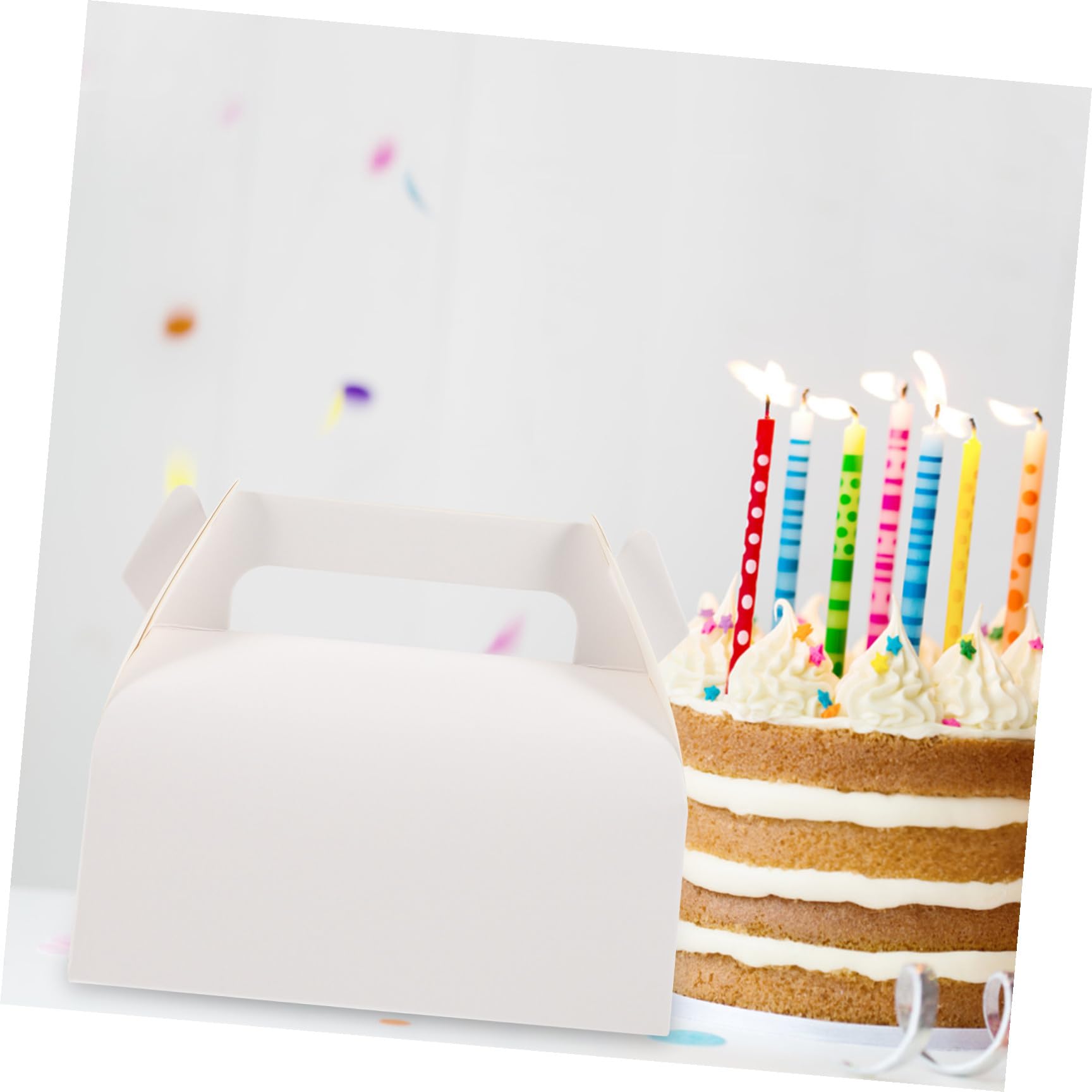 50 Stück Weiße Cupcake Bäckereibox aus Papier mit Griff Faltbare Muffins Transportbox für Hochzeit und Restaurant Praktische Tortenschachteln für Kuchen und Gebäck