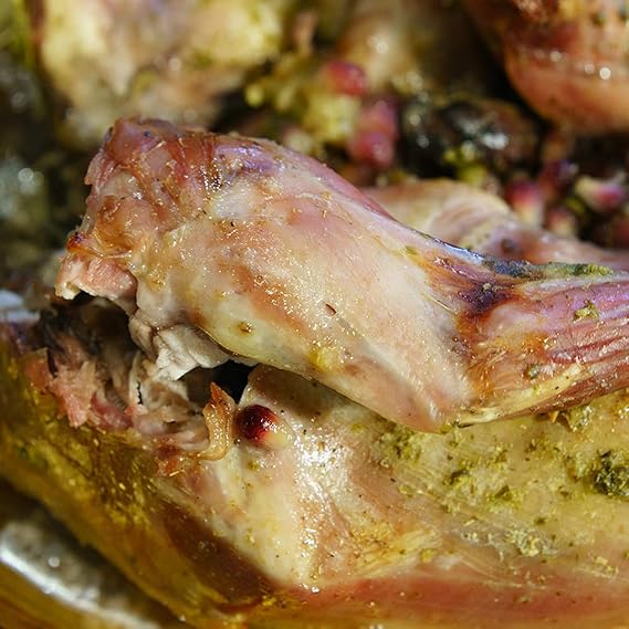 Amazon ミートガイ うさぎの丸 約1kg 毛処理済 皮なし スペイン産 ホールラパン 兎肉 Skinless Whole Rabbit The Meat Guy スペシャリティーミート 通販