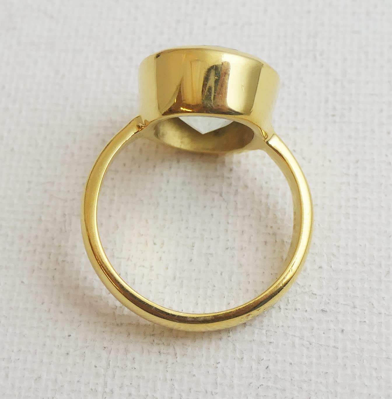 Anello in argento sterling placcato oro con ametista verde