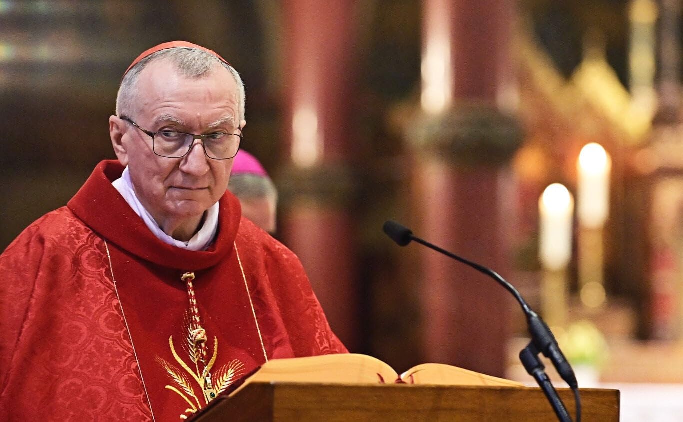 ConversationPrints Cardinal Pietro Parolin GLOSSY POSTER PICTURE PHOTO PRINT BANNER : Amazon.ca: Home