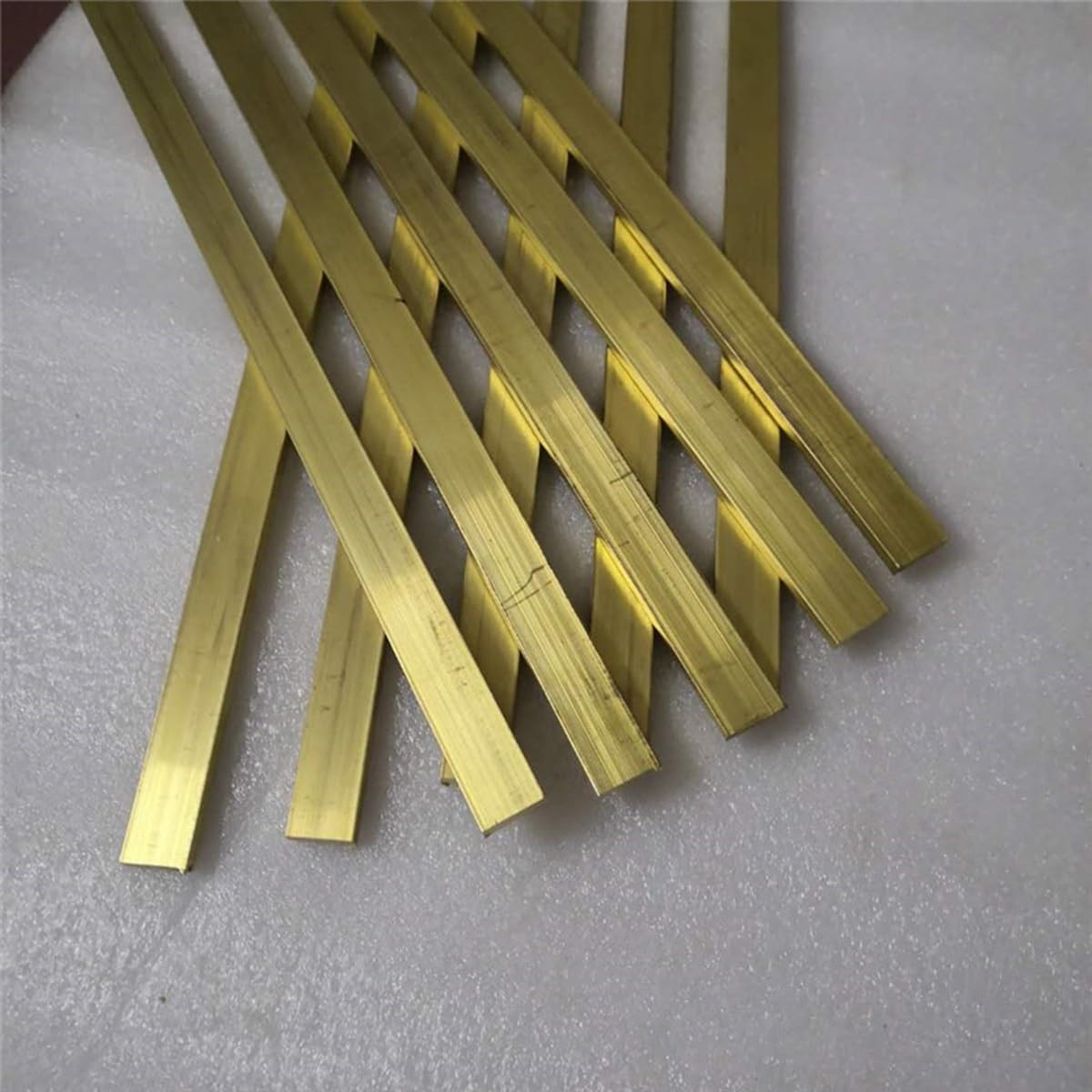 Brass Flat Bar Metal Solid Brass Sheet Stock Square Brass Flat Rod for Model Maker DIY Material Craft Thickness 5mm(5 * 40 * 500mm)