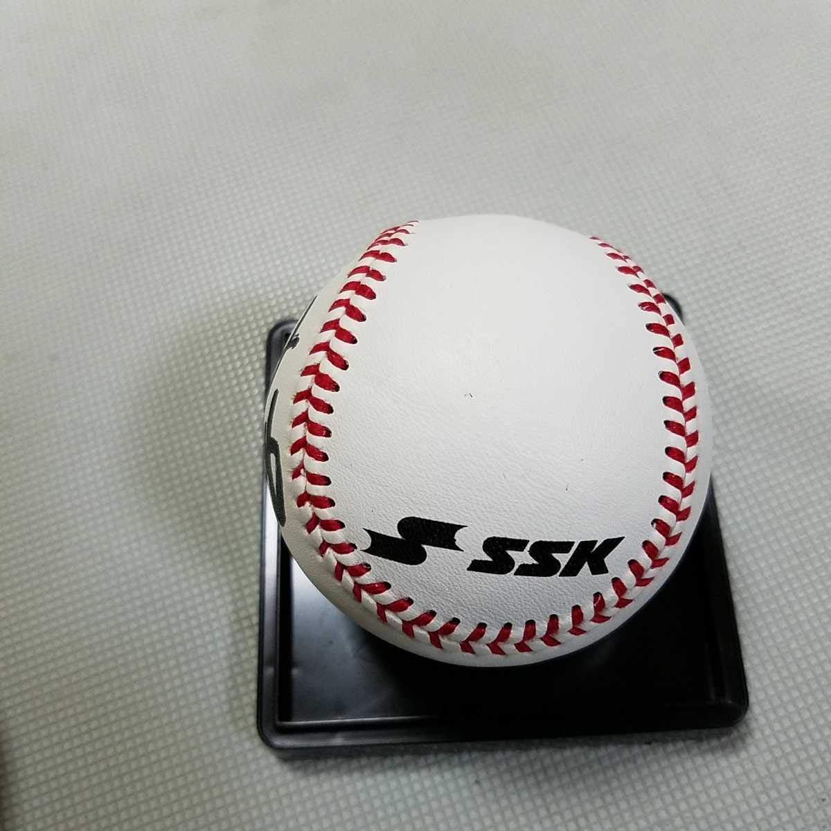 Amazon.co.jp: 阪神タイガース 西勇輝投手直筆サインボール : スポーツ 