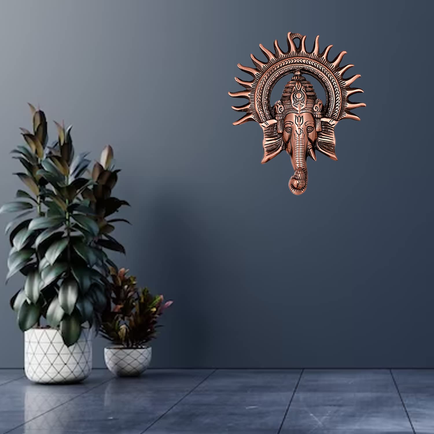 ガネーシャの壁掛け(金属製)