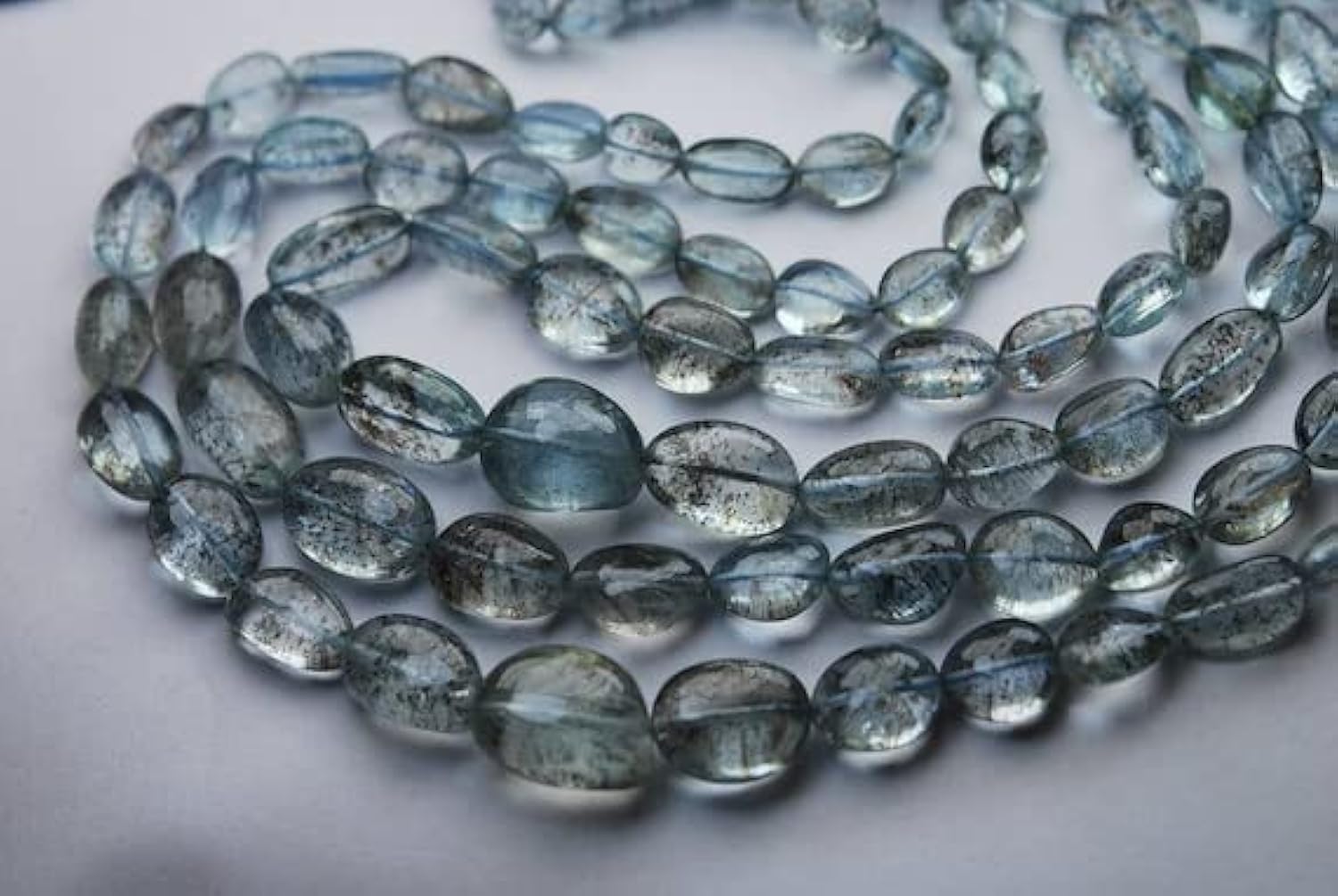 Perles aigue-marine naturelle nuggets 6-9mm pour créer votre bracelet d'été