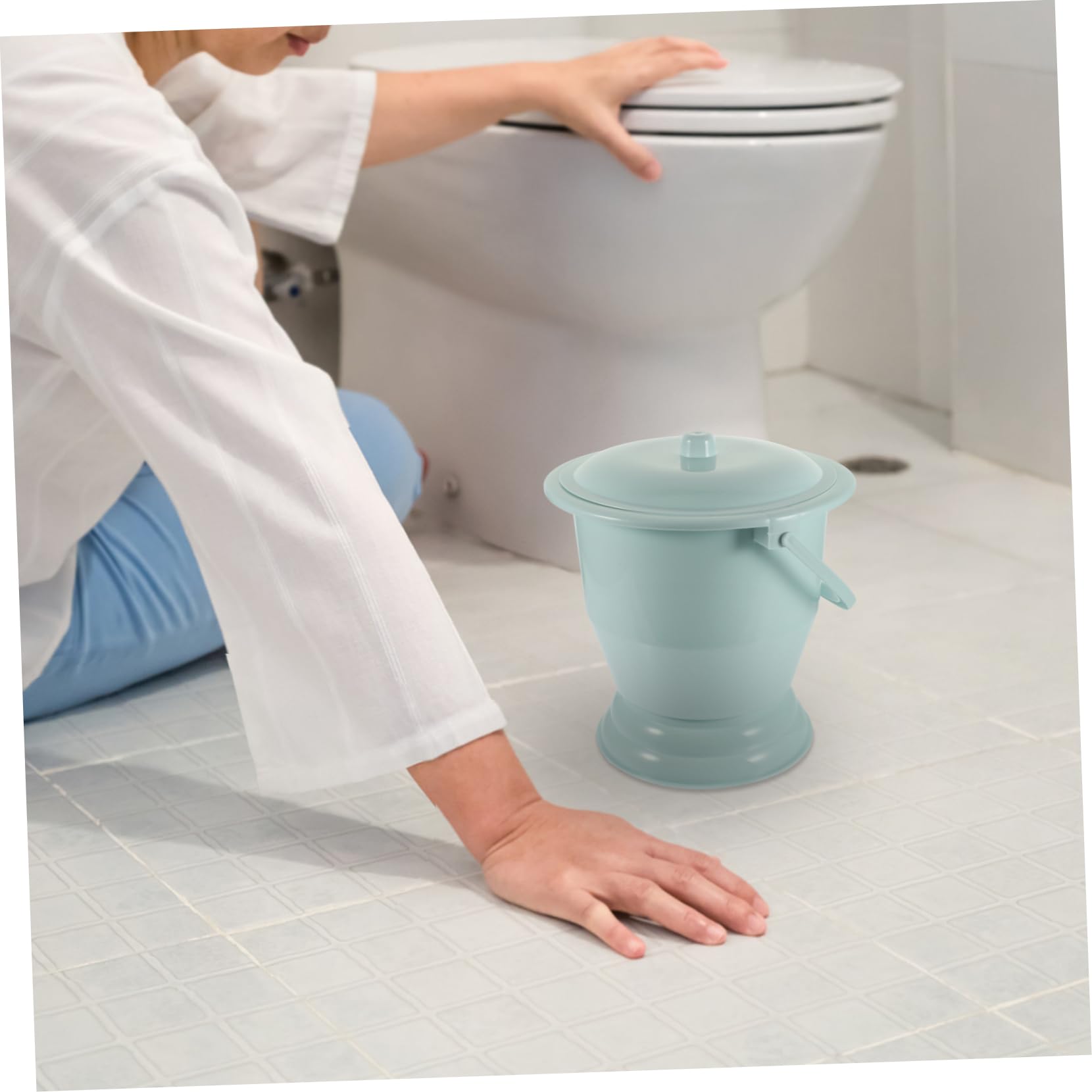 FOMIYES Plastic Potty Training Urinal Toddler Potty Training Toilet Bedside Commode Bucket