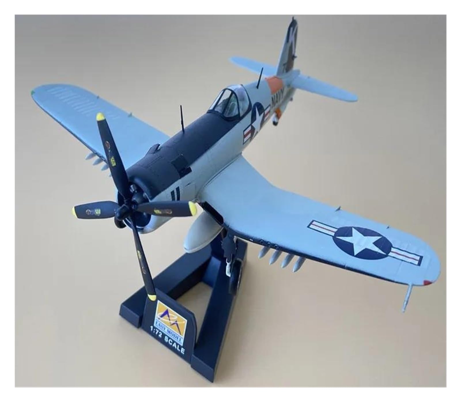 Modèle F4U-4 maquette avion de chasse de collection 1/72 armée