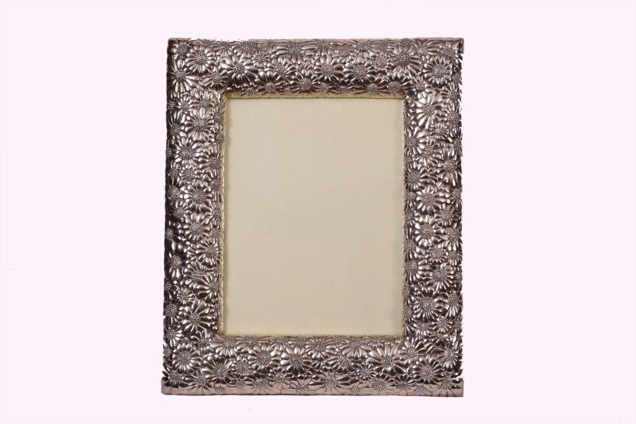 KDH Sunflower Silver Coated Resin Filling Table Photo Frame in Oxidized Finish || Gifting || Home Decor || Table Decoration || Material-Mahaguni Wood || Size- 10"X8.5" || Pack of 1