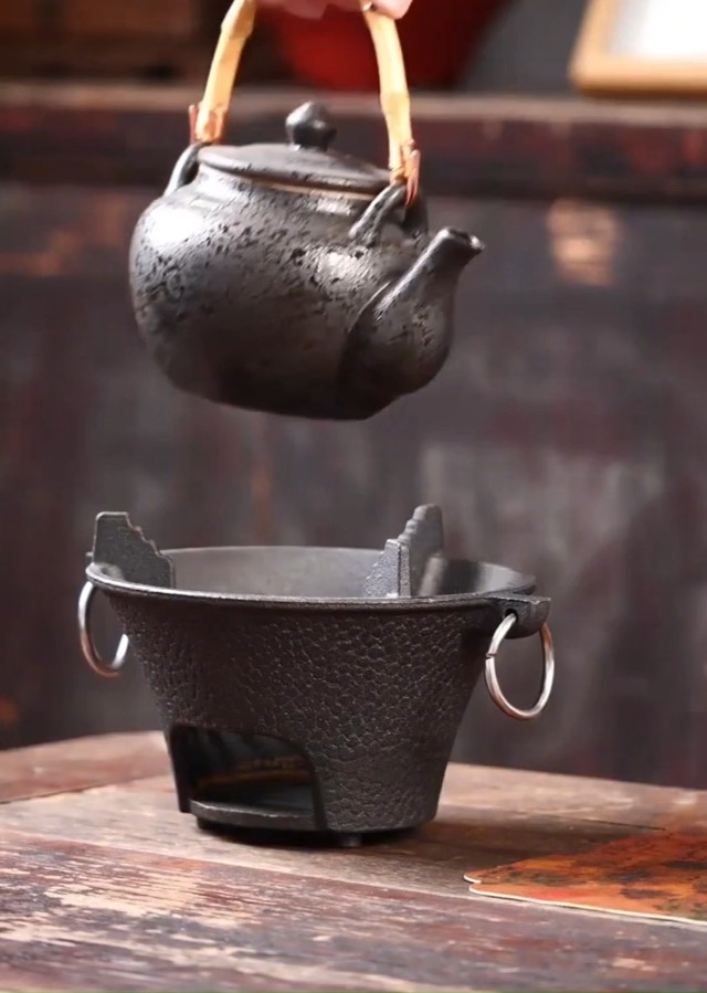 Amazon.co.jp: Dekuma 茶炉 茶釜 炭炉 焚き火台 バーベキューコンロ