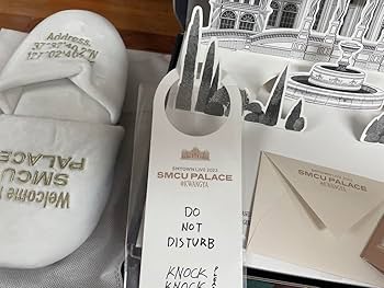 Amazon.co.jp: SMtown SMCU PALACE WELCOME KIT : Toys & Games