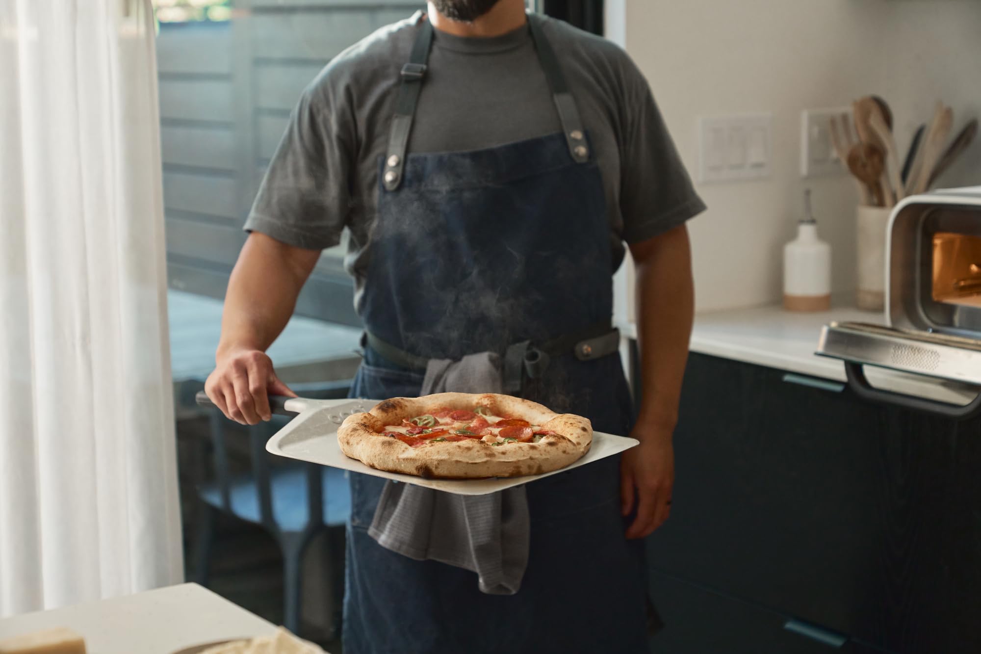 Ooni Pala de pizza compacta de 12 pulgadas, pala de pizza de metal de 12 pulgadas, pala giratoria ligera para pizza con asa, accesorios para horno de pizza