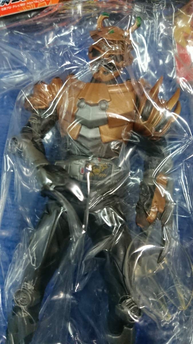 Amazon.co.jp: 【ライダー龍騎コレクタブルソフビフィギュア1】全5種