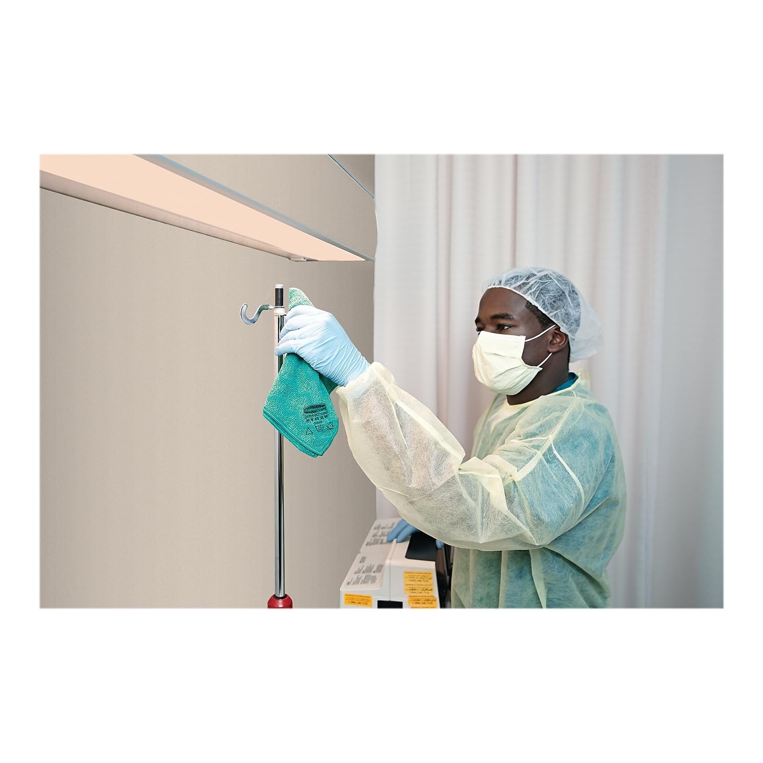 Rubbermaid Commercial Products HYGEN Microfiber Cloth for Cleaning 16-Inch Green FGQ62000GR00 — view 6