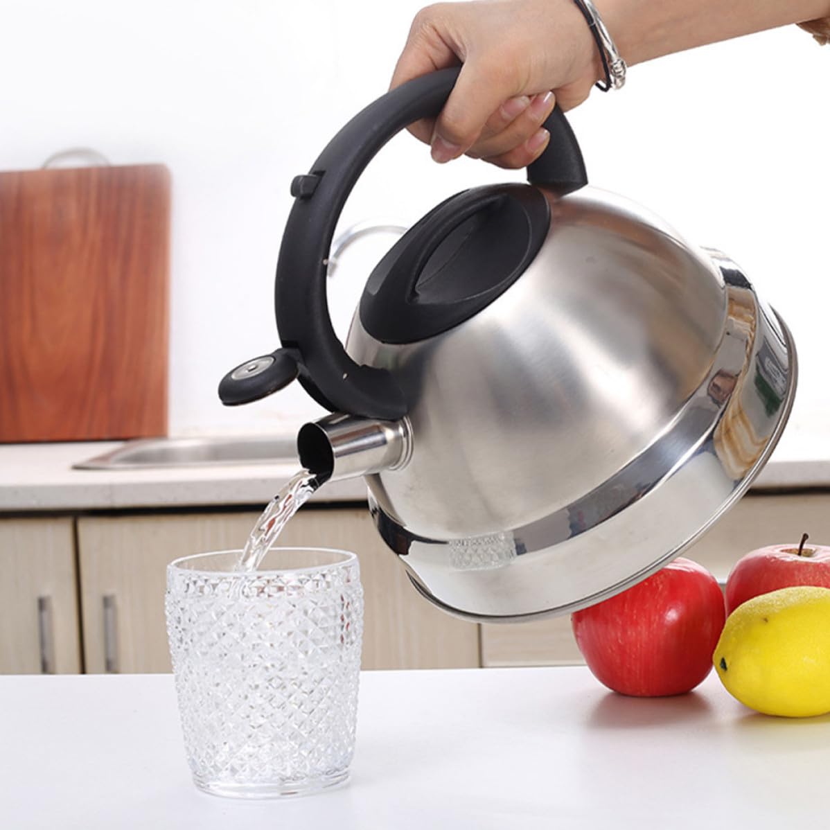 Hervidor de Agua Silbante de Acero Inoxidable Capacidad de 3l, Mango Cómodo y Diseño Plata para Cocina de Inducción y Sopa Instantánea
