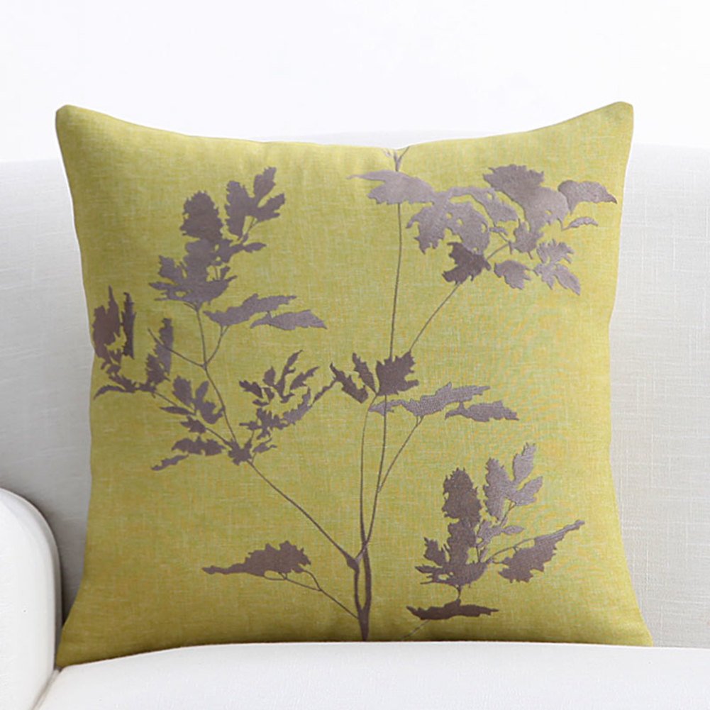 Taie d'oreiller pastorale câlin broderie florale pour un intérieur doux
