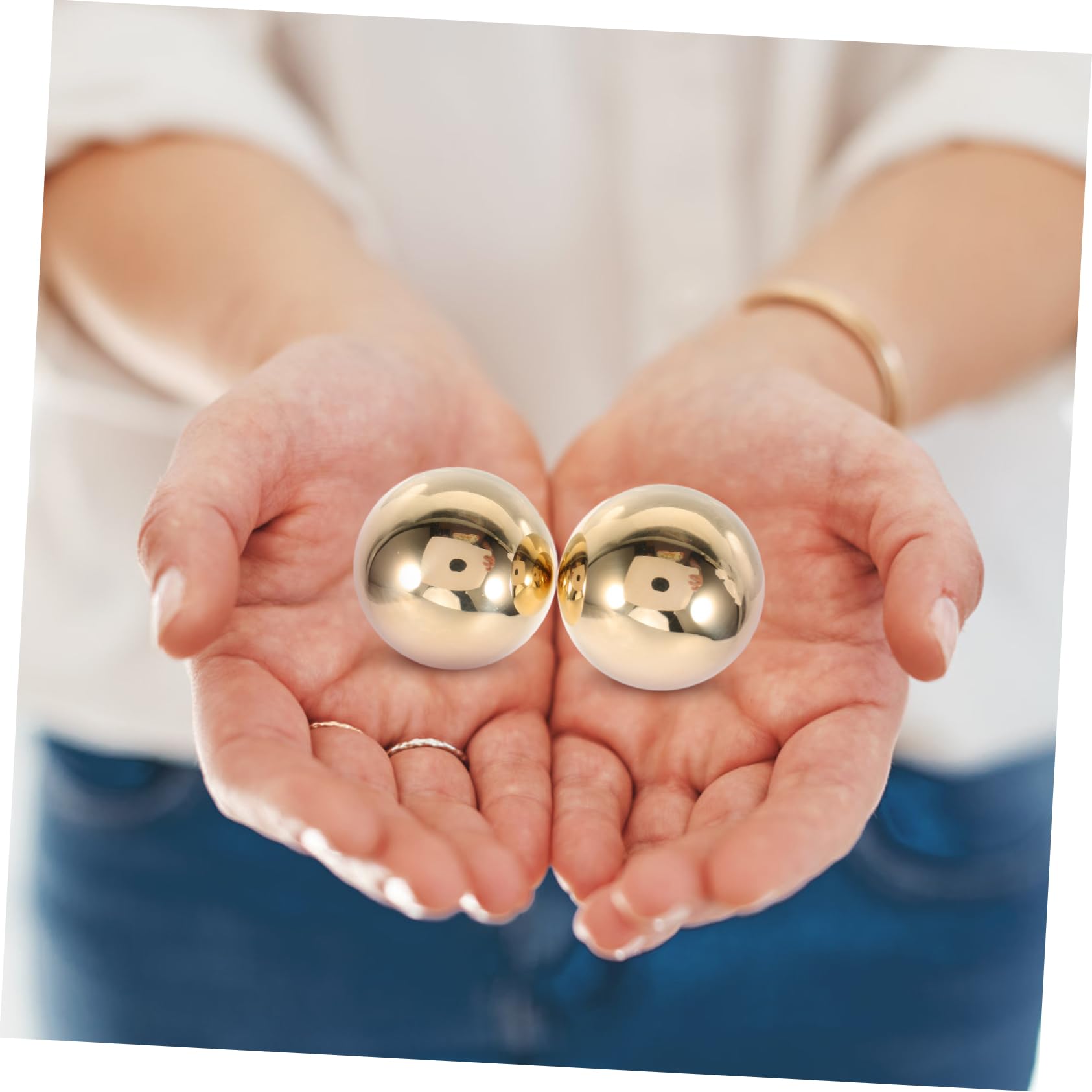 Bolas de Masaje de Latón Sólidas 2 Piezas Portátiles Lisas para Ejercicio de Manos Relajación y Bienestar Uso Doméstico y Profesional