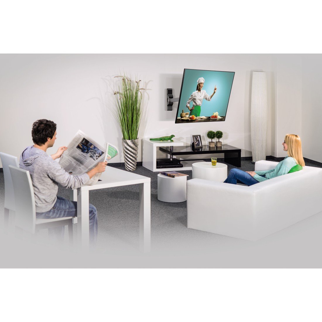 Hama Supporto TV Da Parete Rigido – Per TV Da 48 A 117 Cm (19-46 Pollici), Portata 25 Kg, Distanza Dal Muro 2,5 Cm – Include Livella E Tasselli Fischer