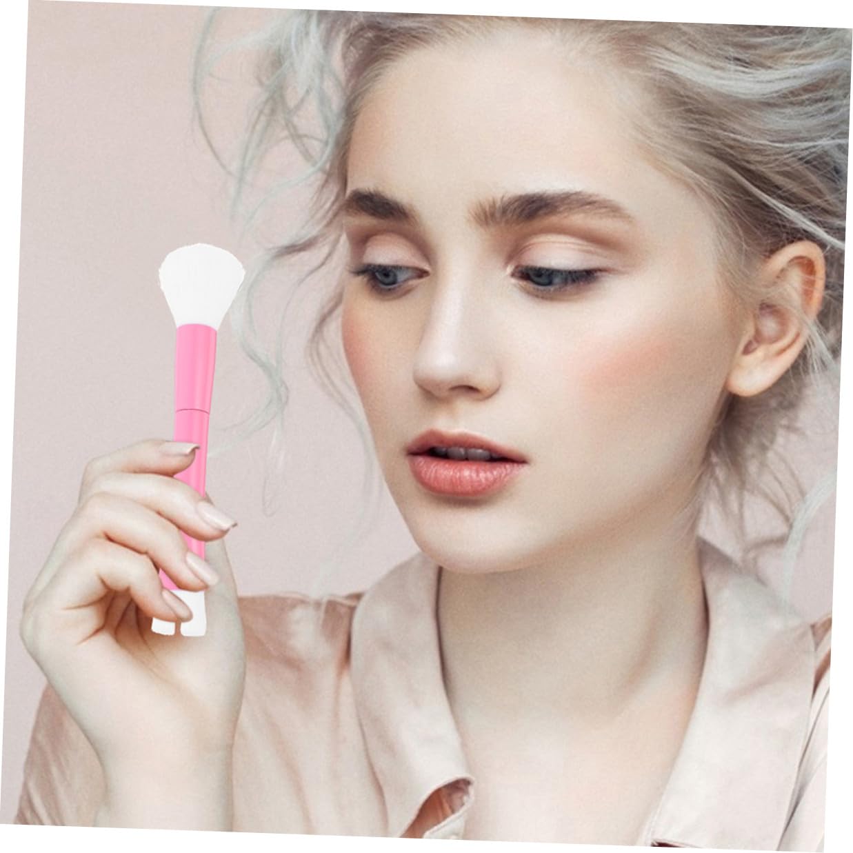 Dual-end Nose Contour Brush and Loose Powder Brush 2pcs, Portable Pink Concealer Makeup Tool for Women’s Face Contouring and Highlighting