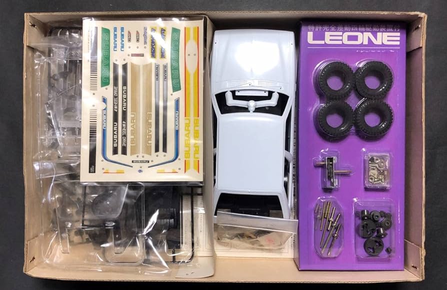 ニチモ⭐︎スバル レオーネ 4WD スウィングバック1/18 絶版プラモデル 希少